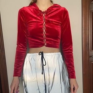 iHeartraves Cropped Long Sleeve